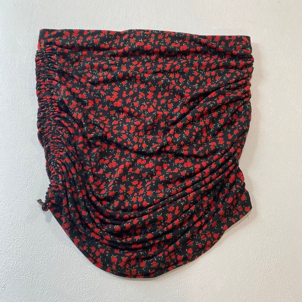Windsor Ruched Floral Mini Skirt Black Red Rose Print Size Large - Picture 3 of 7